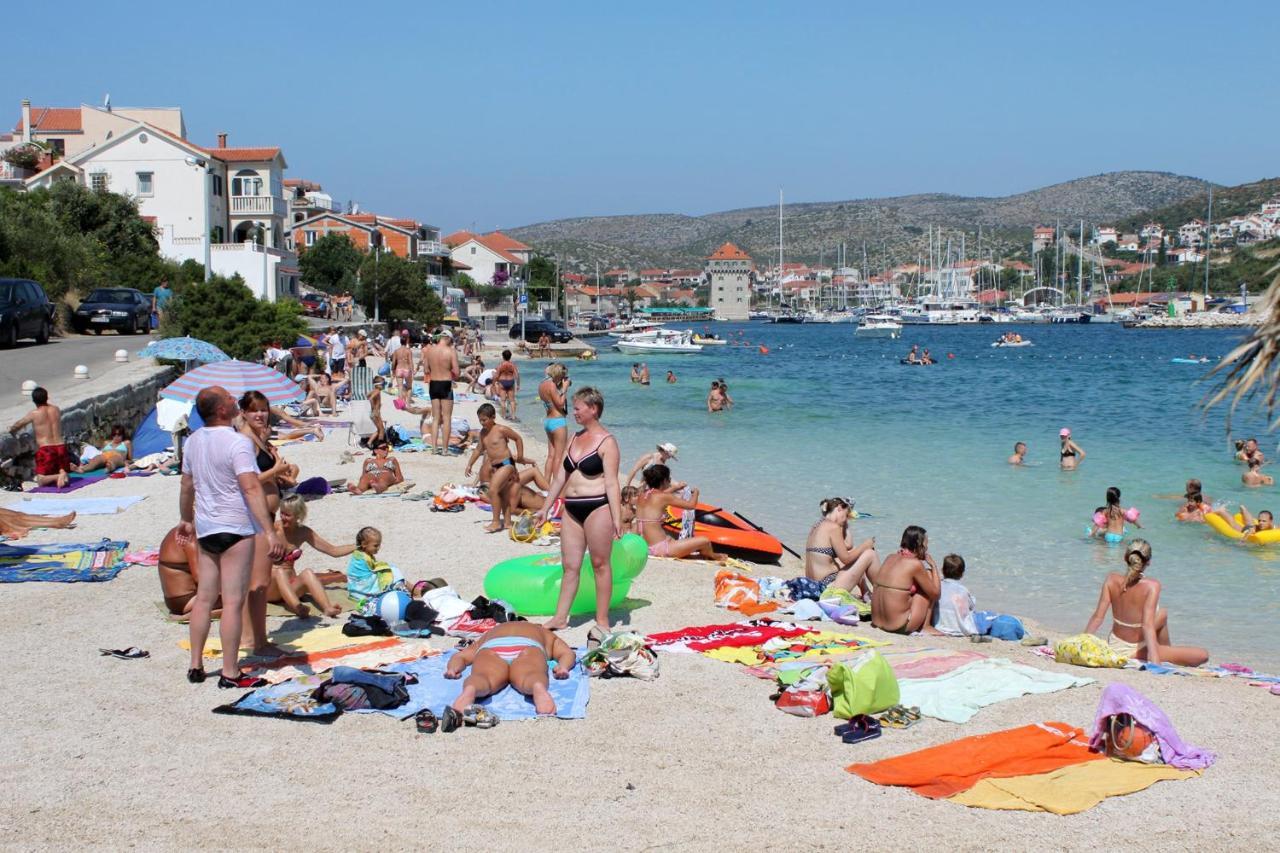 Apartments With A Parking Space Marina, Trogir - 11554 Eksteriør billede